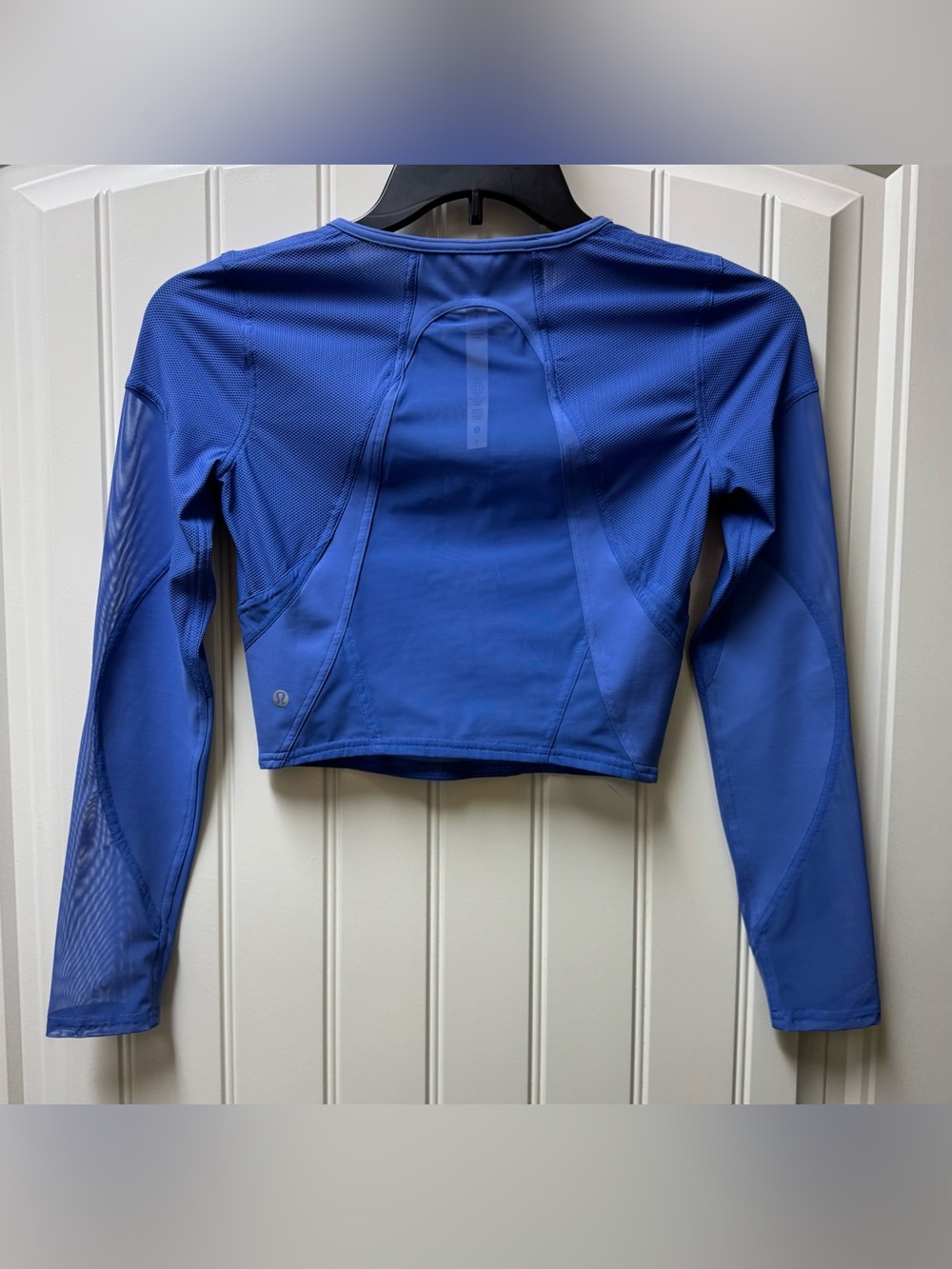 NEW NWOT WOMENS Sz 6 SMALL LULULEMON CROPPED MESH PANELLED SHIRT TOP WILD INDIGO - Picture 6 of 7